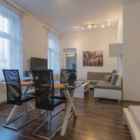 Spacious Apartment In Center With Terrace فيينا المظهر الخارجي الصورة