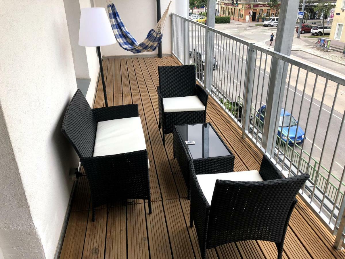 Spacious Apartment In Center With Terrace فيينا المظهر الخارجي الصورة